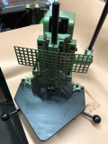 Eckenrundsto�maschine